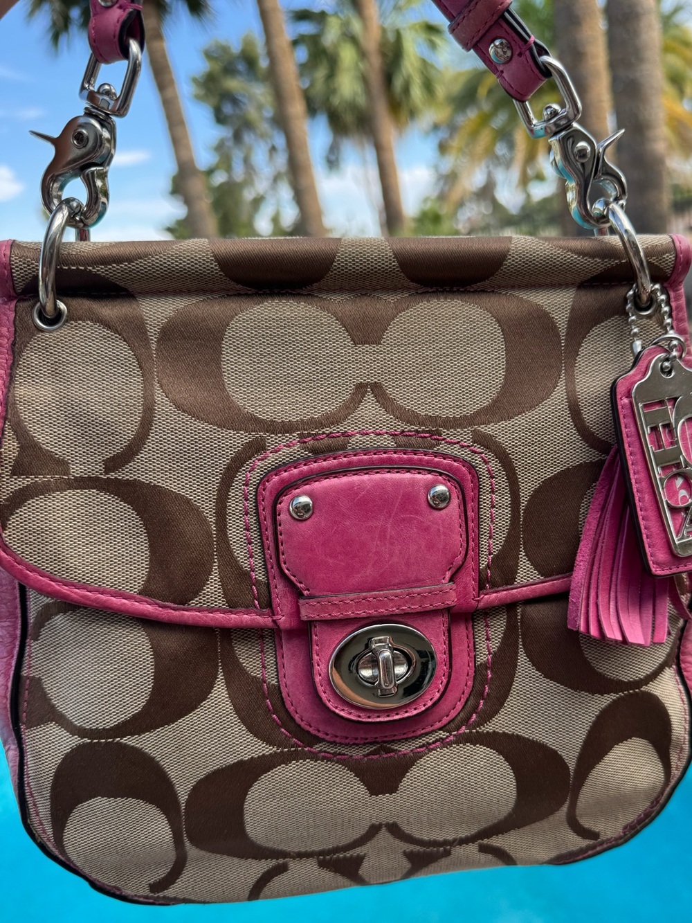 Coach Willis 2011 Limited Ed bag & multi hangtag Legacy lining crossbody 2-way - Picture 2 of 16